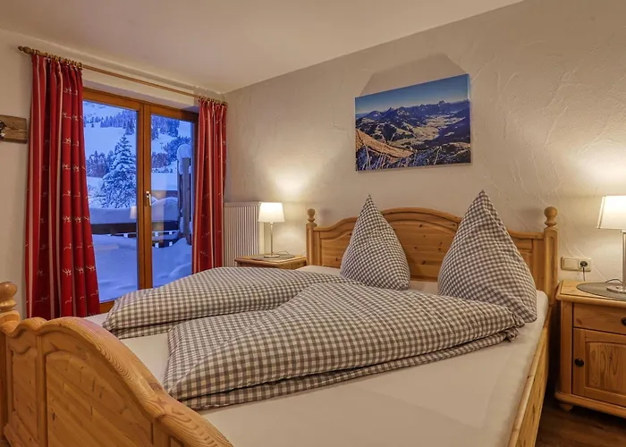 Haus Alpenblick Apartment *